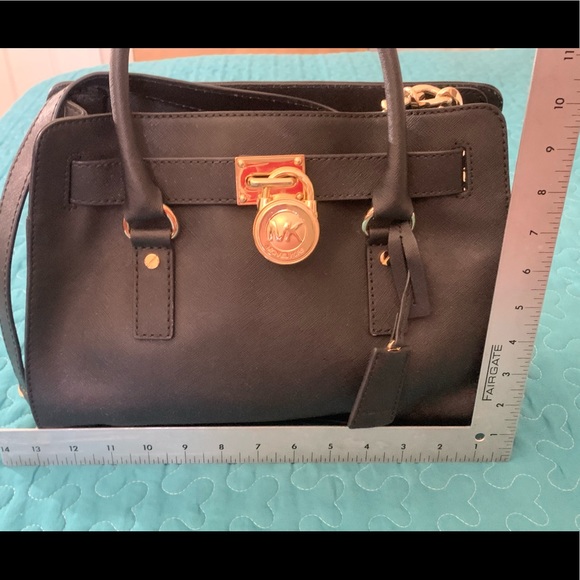 Michael Kors -Black Saffiano Leather Purse with crossbody strap - Picture 16 of 16